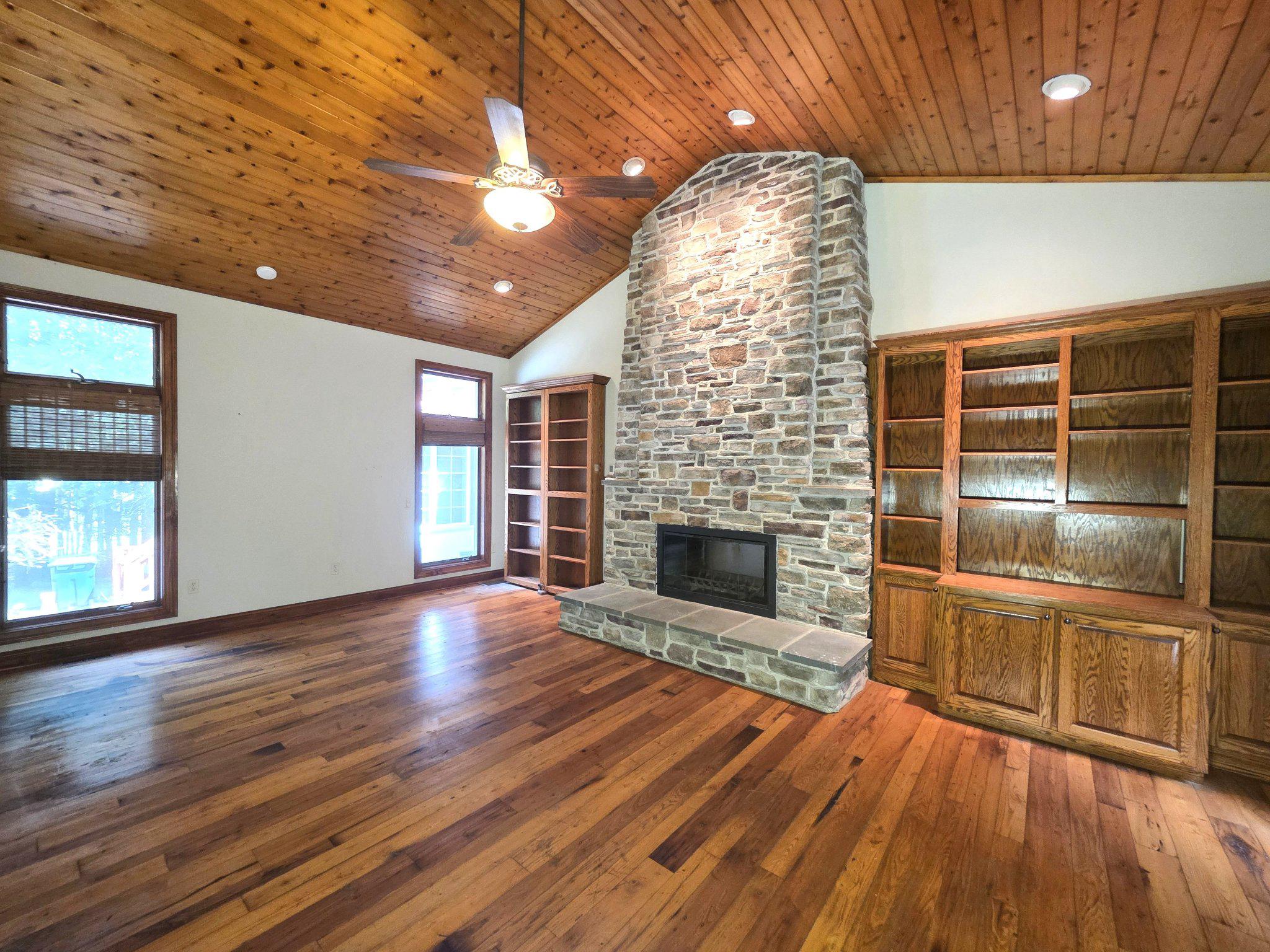 1178 Church Road Orrtanna, PA 17353 - Photo 8 of 77 1st floor main bedroom