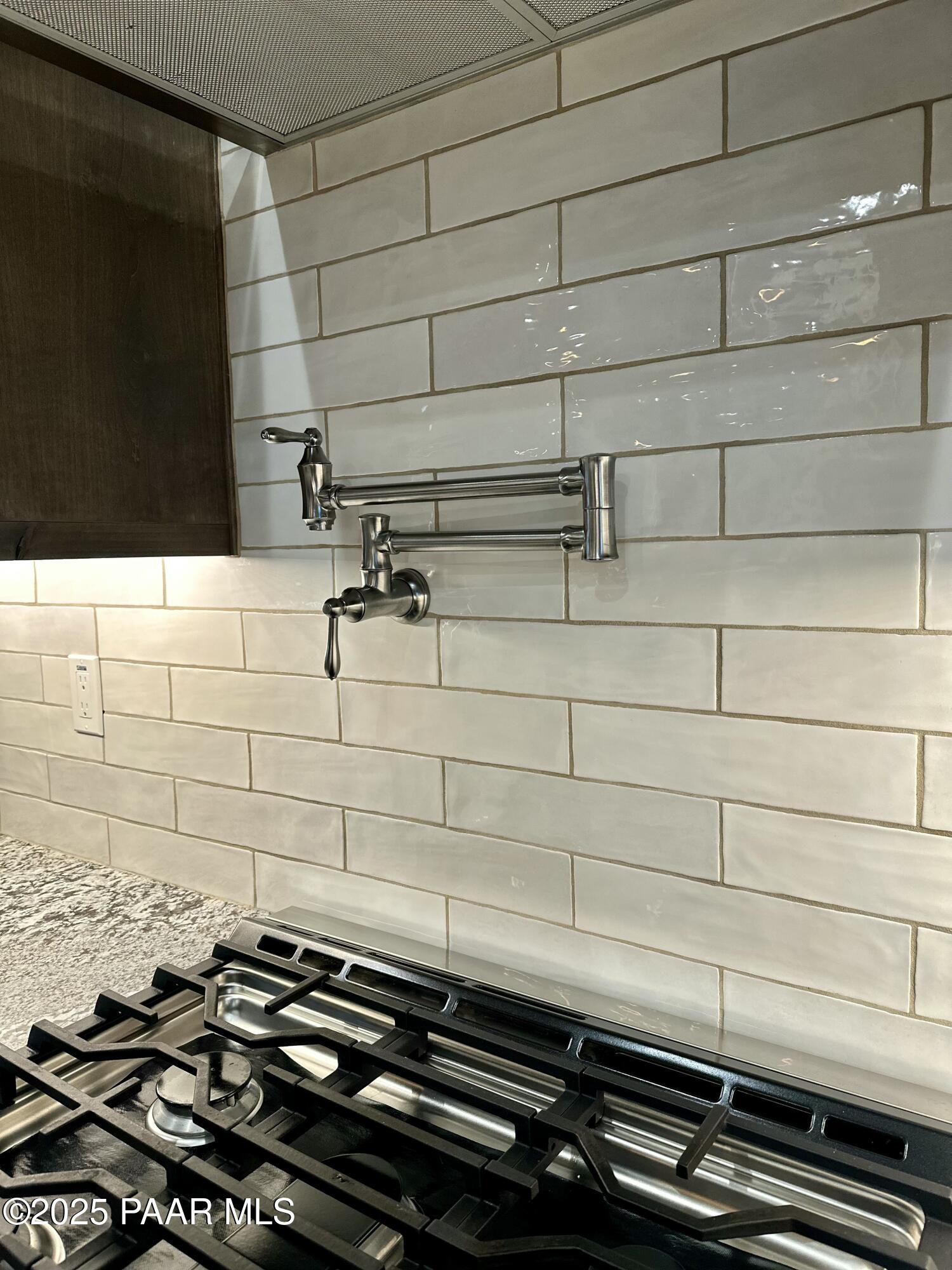 9192 North Doc Bar Road Prescott Valley, AZ 86315 - Photo 21 of 43 IMG_0058