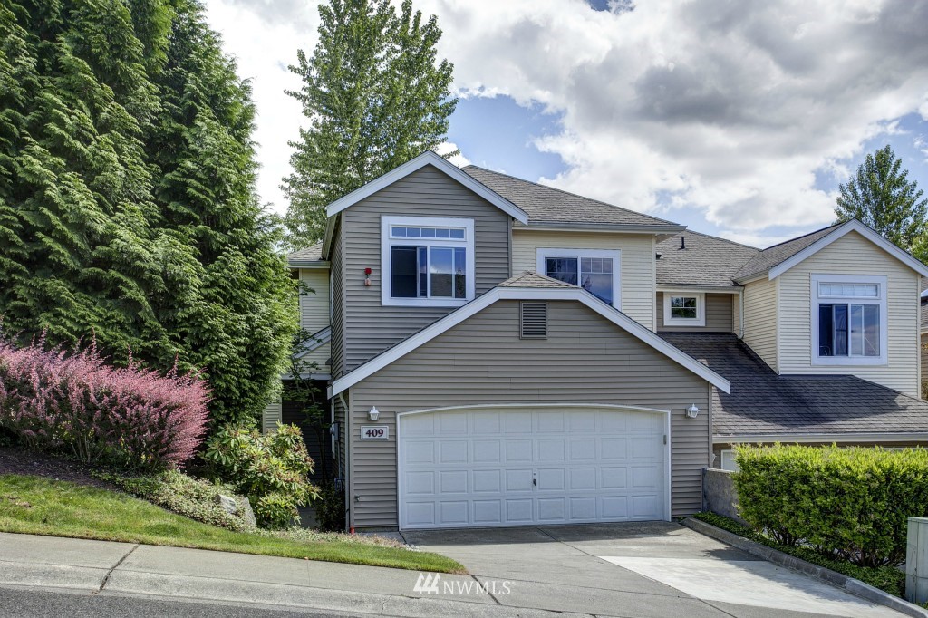409 South 47th Street Renton, WA 98055 - Photo 1 of 15