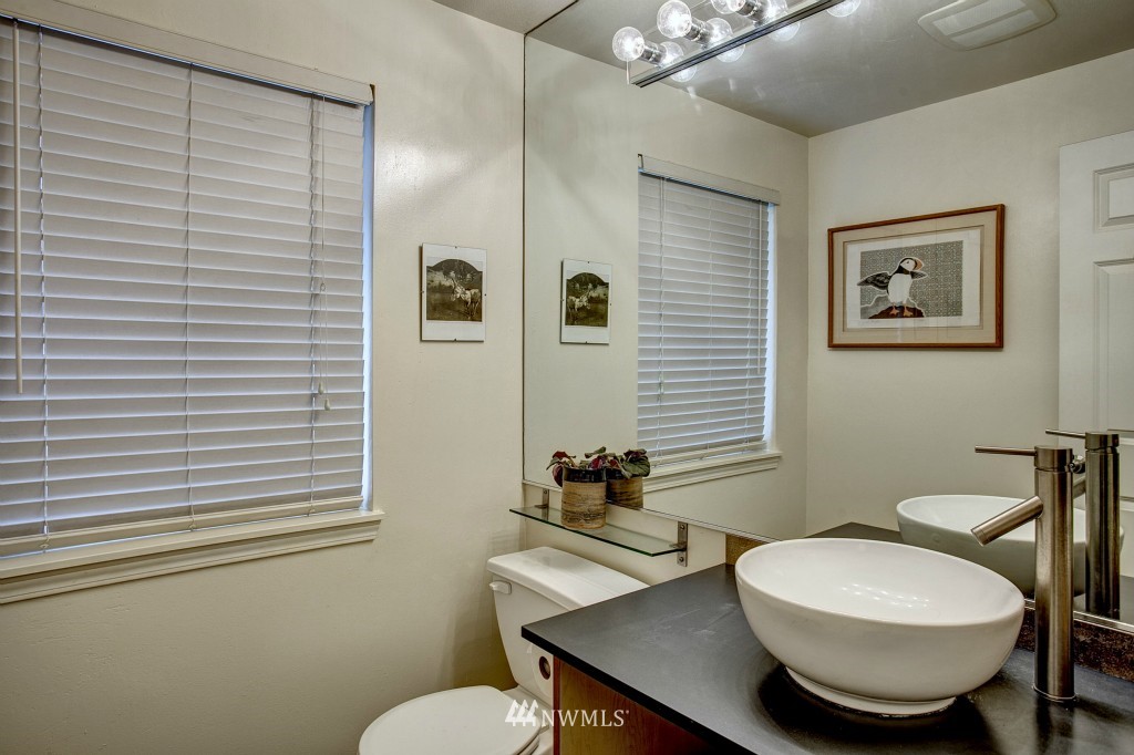 409 South 47th Street Renton, WA 98055 - Photo 13 of 15
