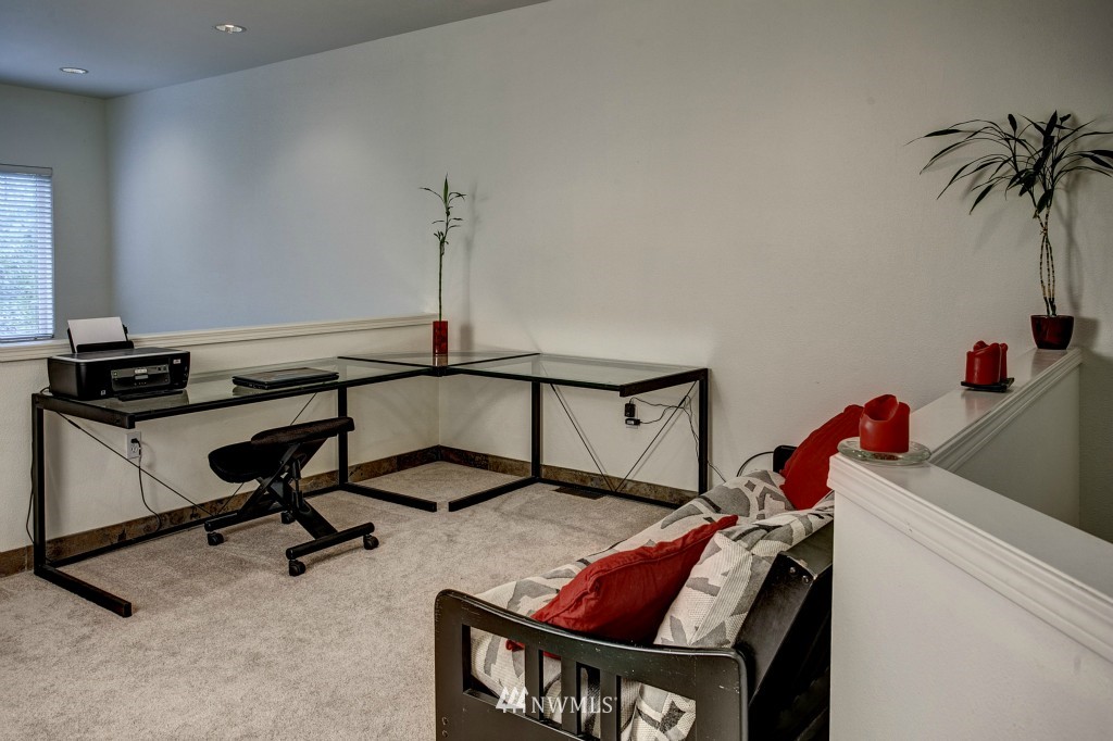 409 South 47th Street Renton, WA 98055 - Photo 8 of 15
