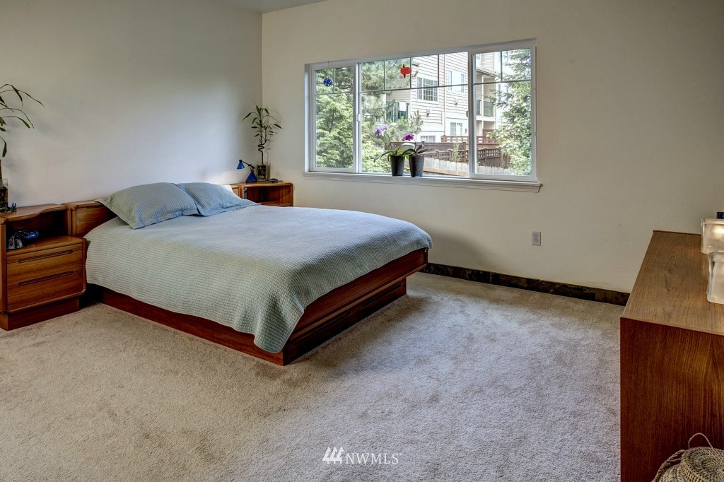 409 South 47th Street Renton, WA 98055 - Photo 9 of 15