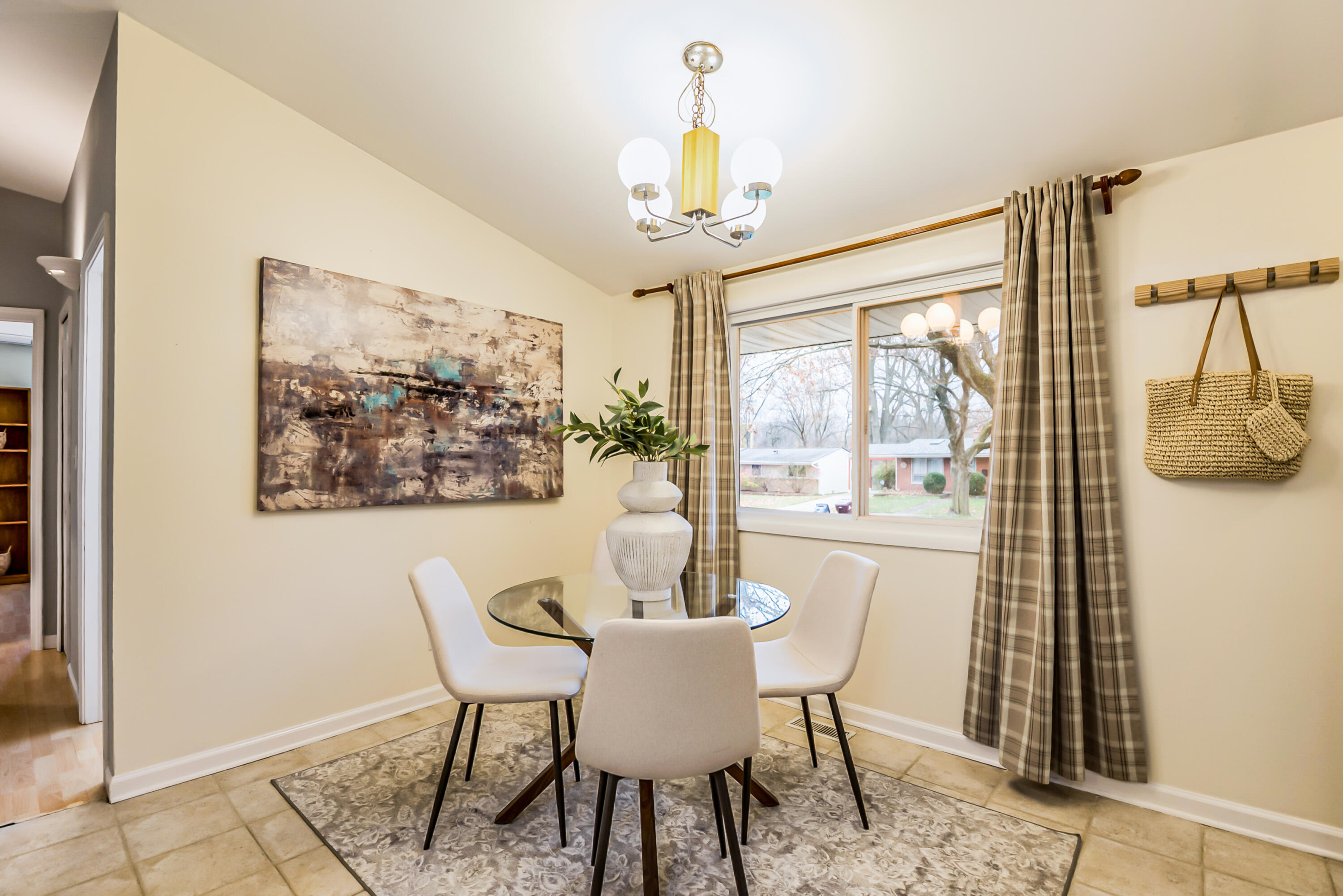 2831 Canterbury Road Ann Arbor, MI 48104 - Photo 13 of 27 Dining Area