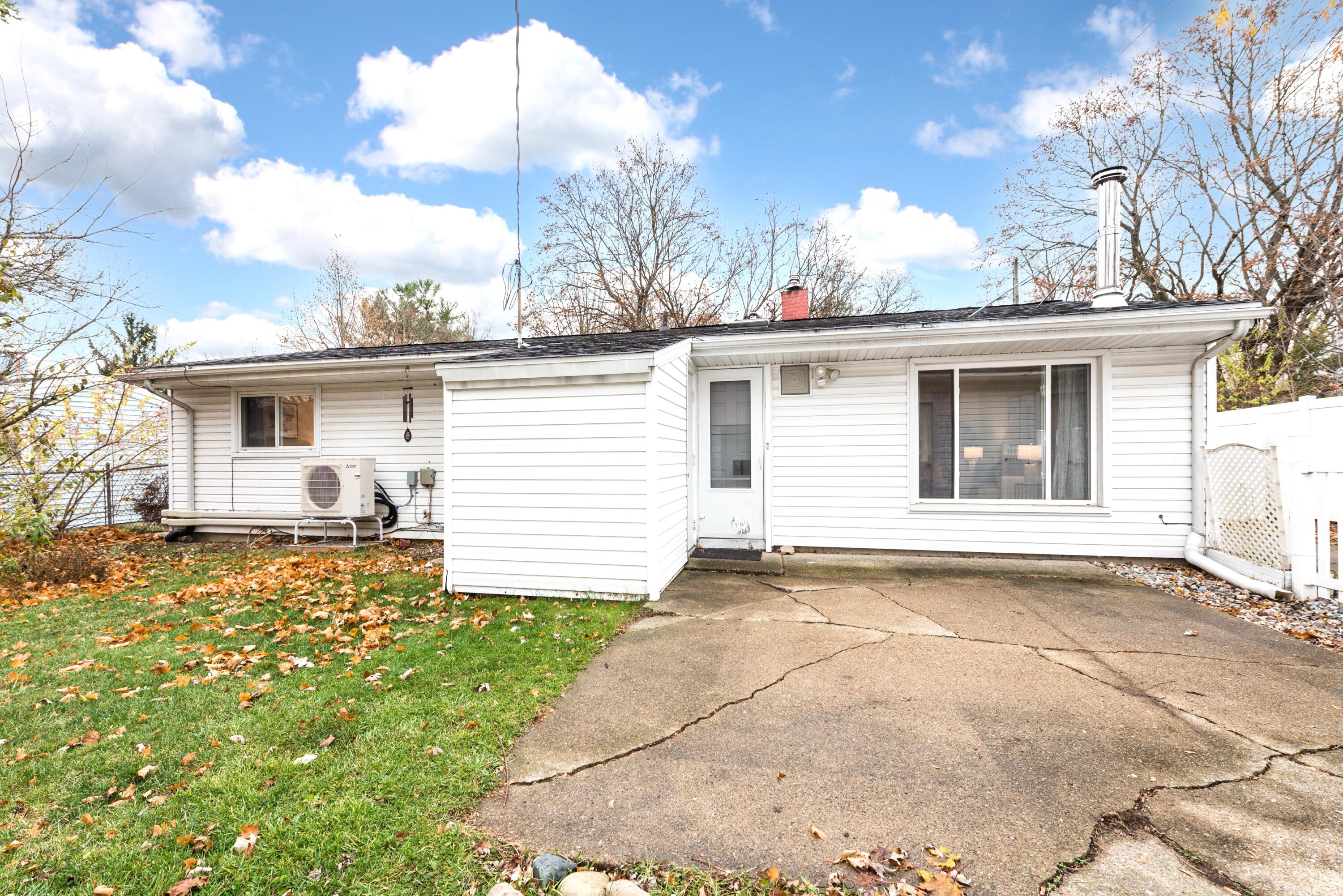 2831 Canterbury Road Ann Arbor, MI 48104 - Photo 24 of 27 Back of house