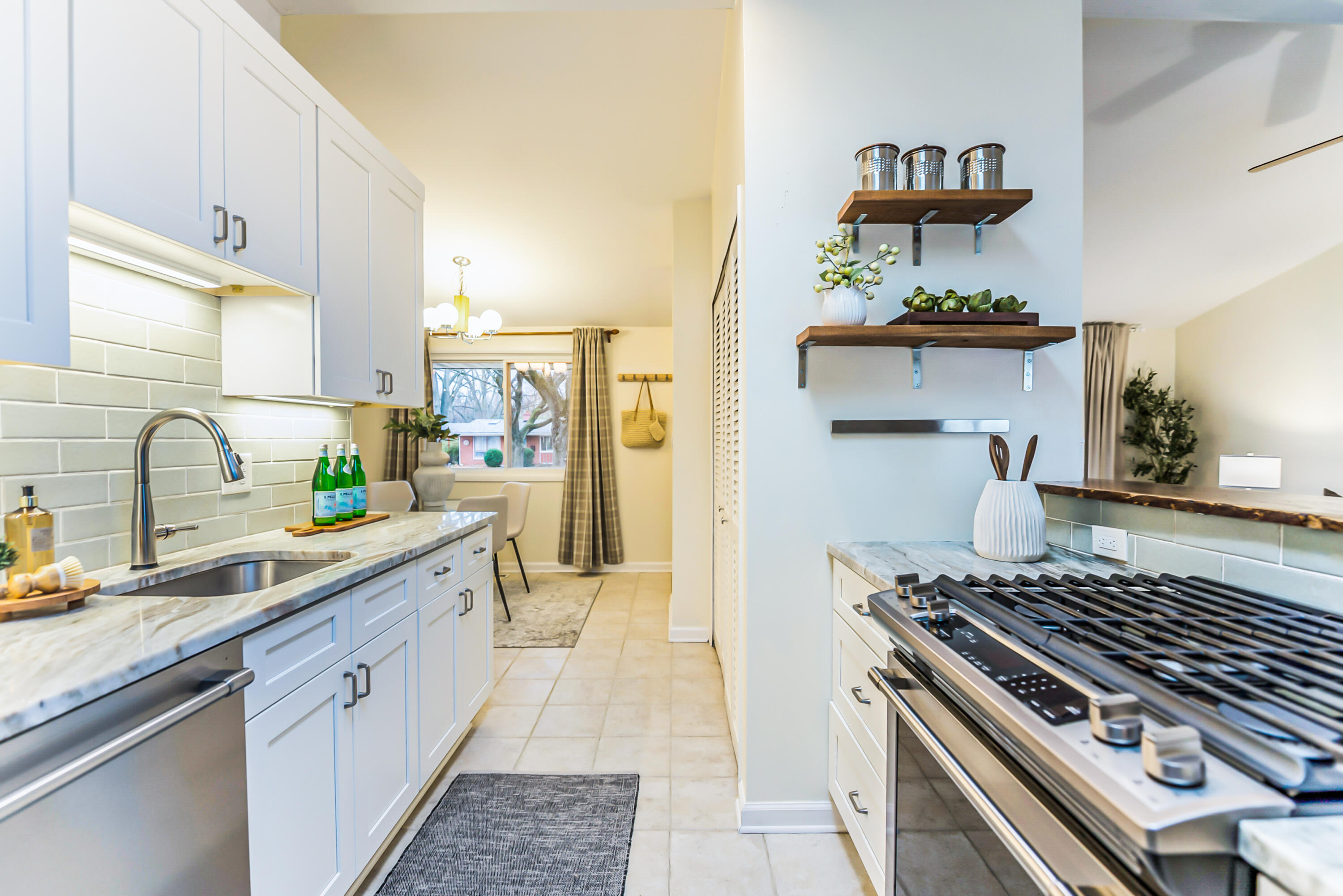 2831 Canterbury Road Ann Arbor, MI 48104 - Photo 9 of 27 Kitchen
