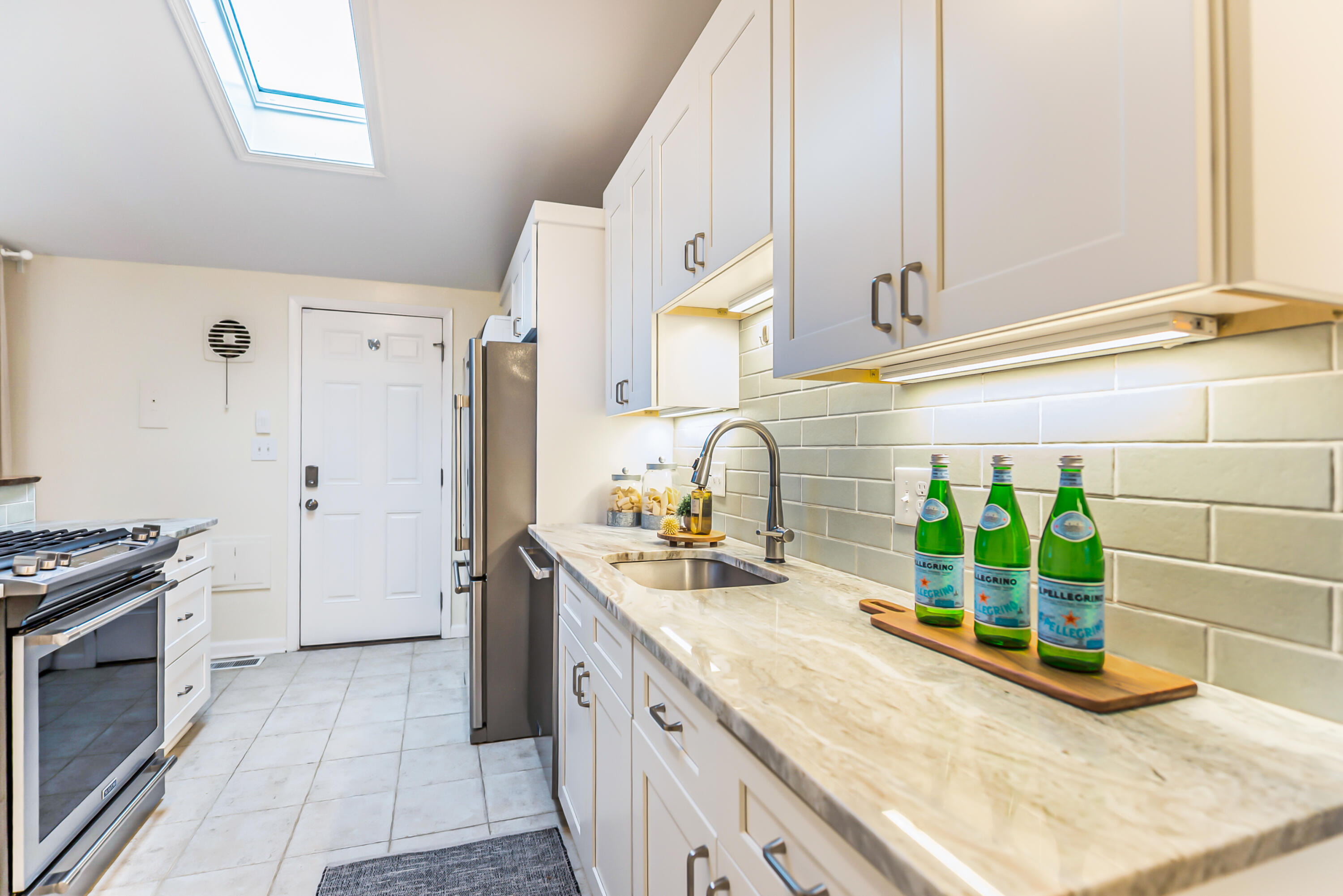 2831 Canterbury Road Ann Arbor, MI 48104 - Photo 10 of 27 Kitchen