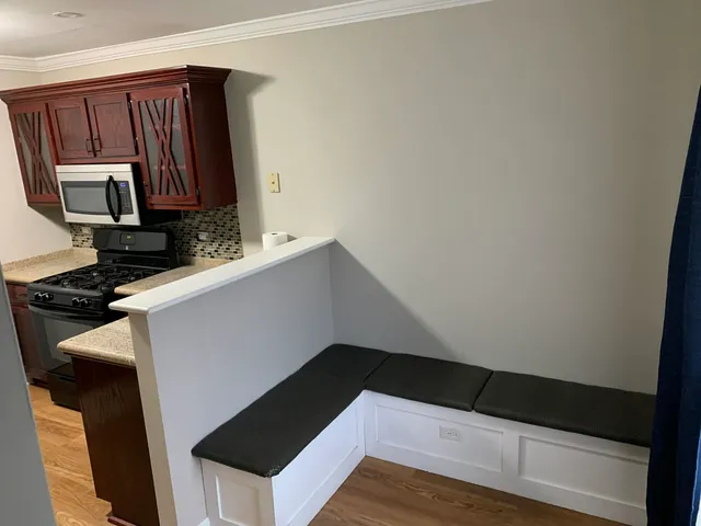 $2,200 | 6827 Hickory Street, Unit D, Tinley Park, IL 60477