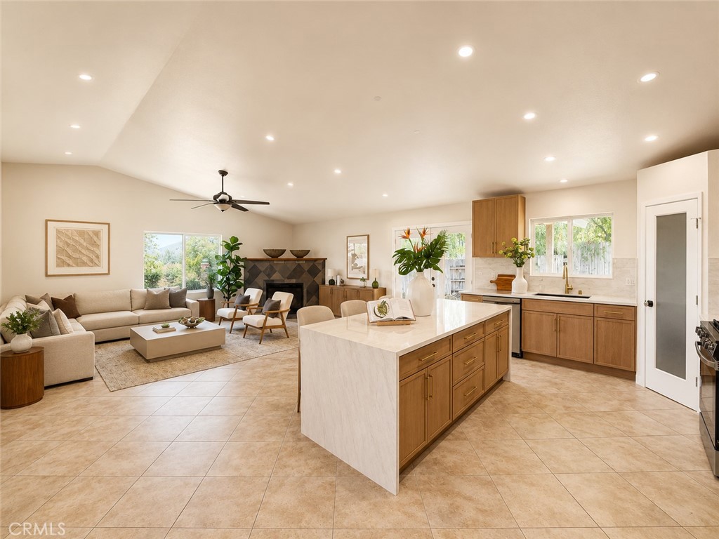 291 Hillandale Court Riverside, CA 92507 - Photo 8 of 17