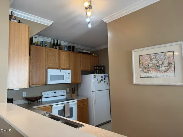 $1,850 | 2044 Metacomet Way, Raleigh, NC 27604