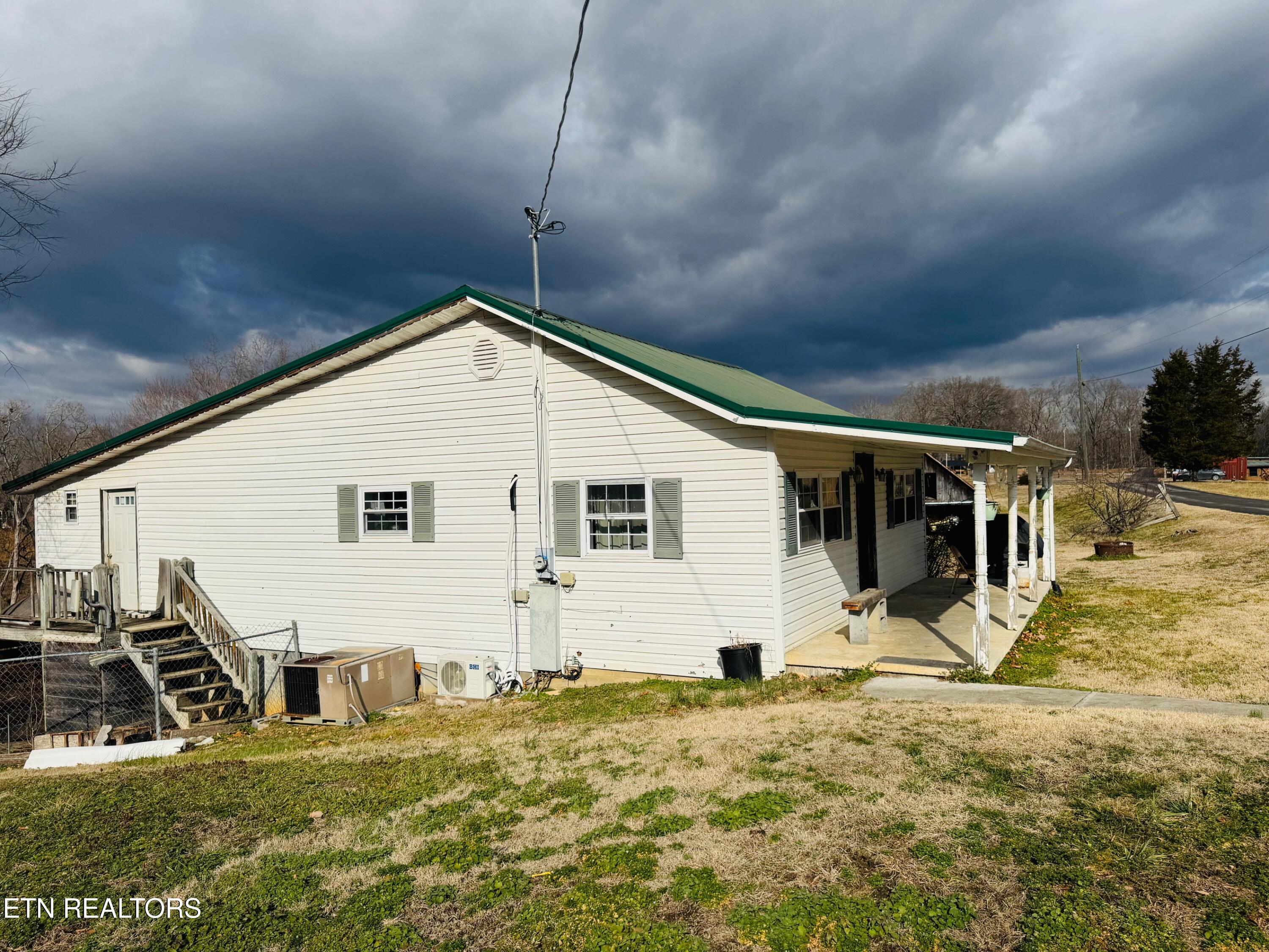 1221 Brady Road Newport, TN 37821 - Photo 3 of 34 IMG_3347