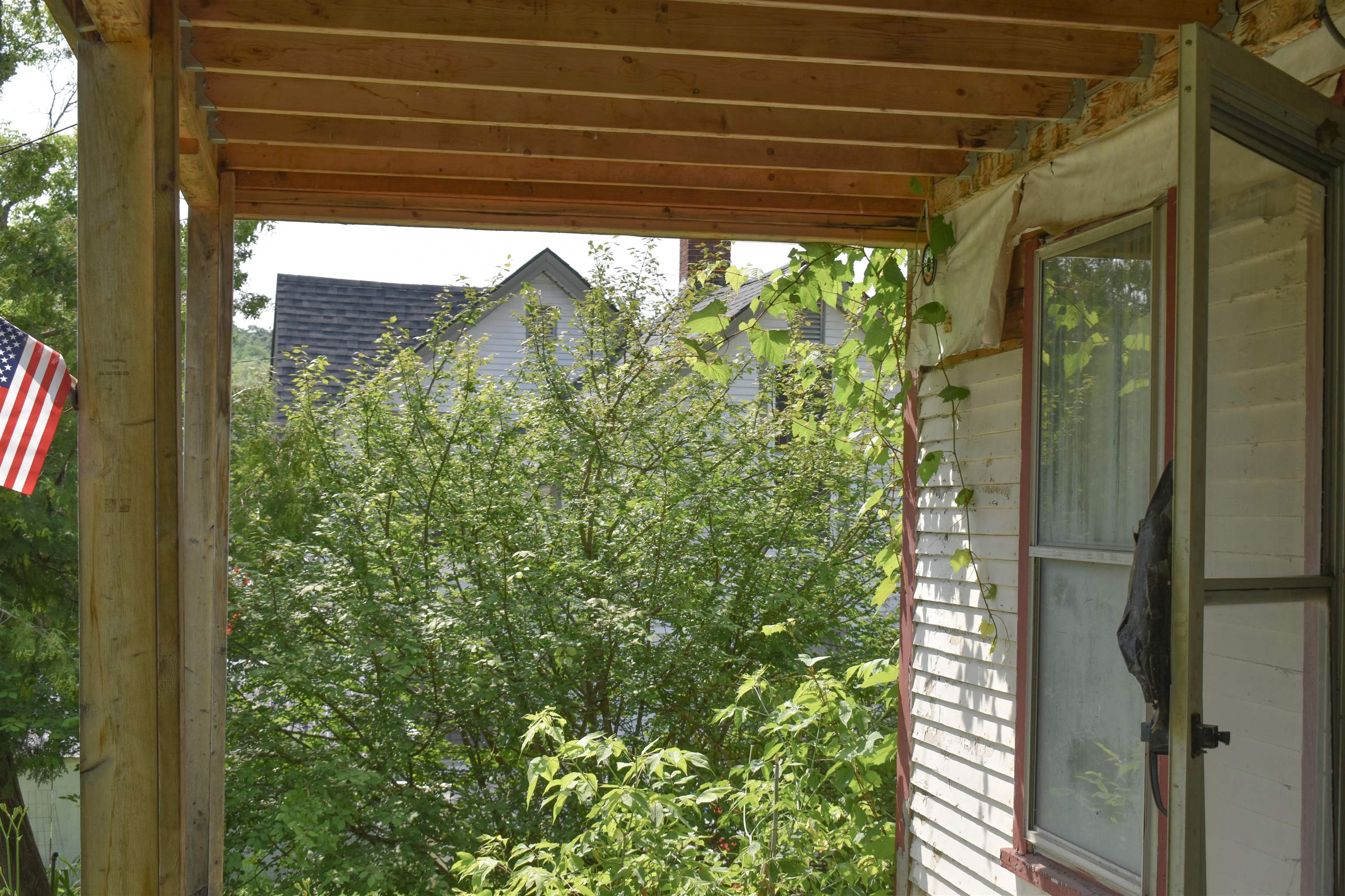 71 Maple Street Brandon, VT 05733 - Photo 3 of 18