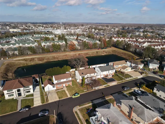 $799,000 | 106 Harrison Avenue, Bethpage, NY 11714