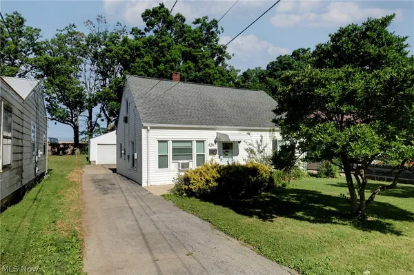 $129,900 | 434 Winchester Avenue, Youngstown, OH 44509