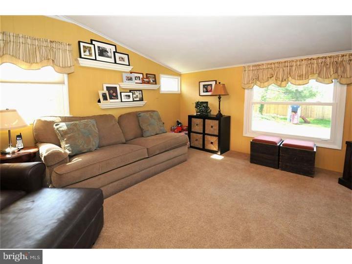 1506 Niessen Road Oreland, PA 19075 - Photo 11 of 20