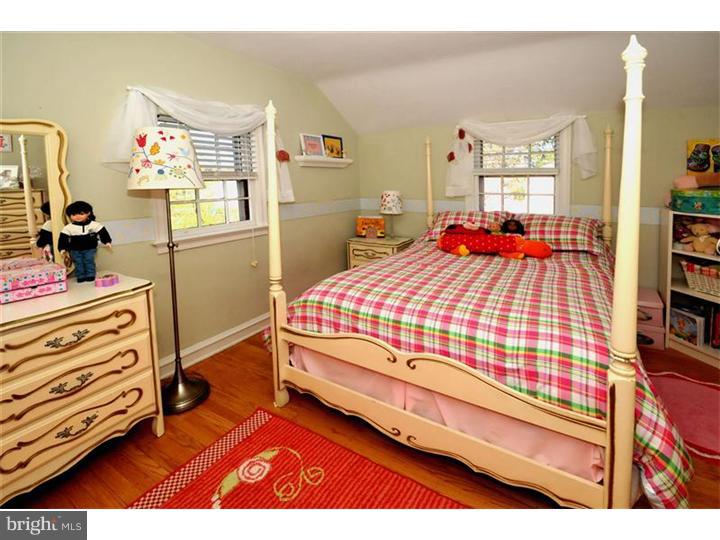 1506 Niessen Road Oreland, PA 19075 - Photo 17 of 20 Bedroom 2