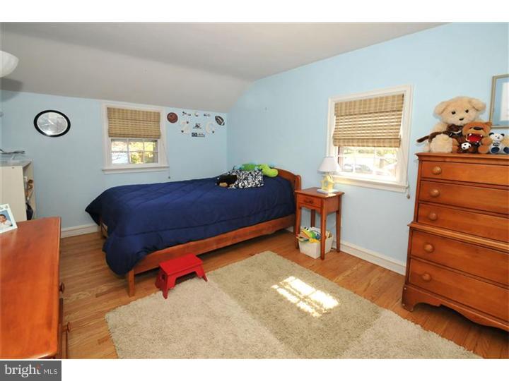 1506 Niessen Road Oreland, PA 19075 - Photo 18 of 20 Bedroom 3