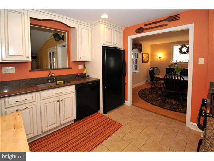 1506 Niessen Road Oreland, PA 19075 - Photo 6 of 20 Kitchen