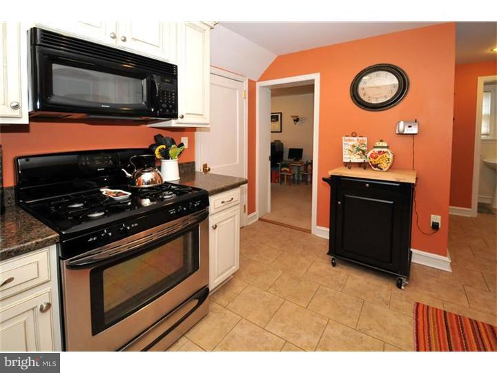1506 Niessen Road Oreland, PA 19075 - Photo 8 of 20 Kitchen