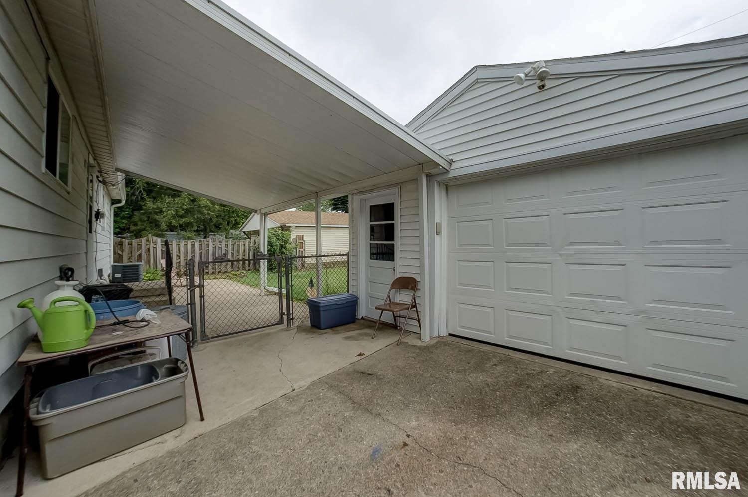 2507 Huntington Road Springfield, IL 62703 - Photo 10 of 39