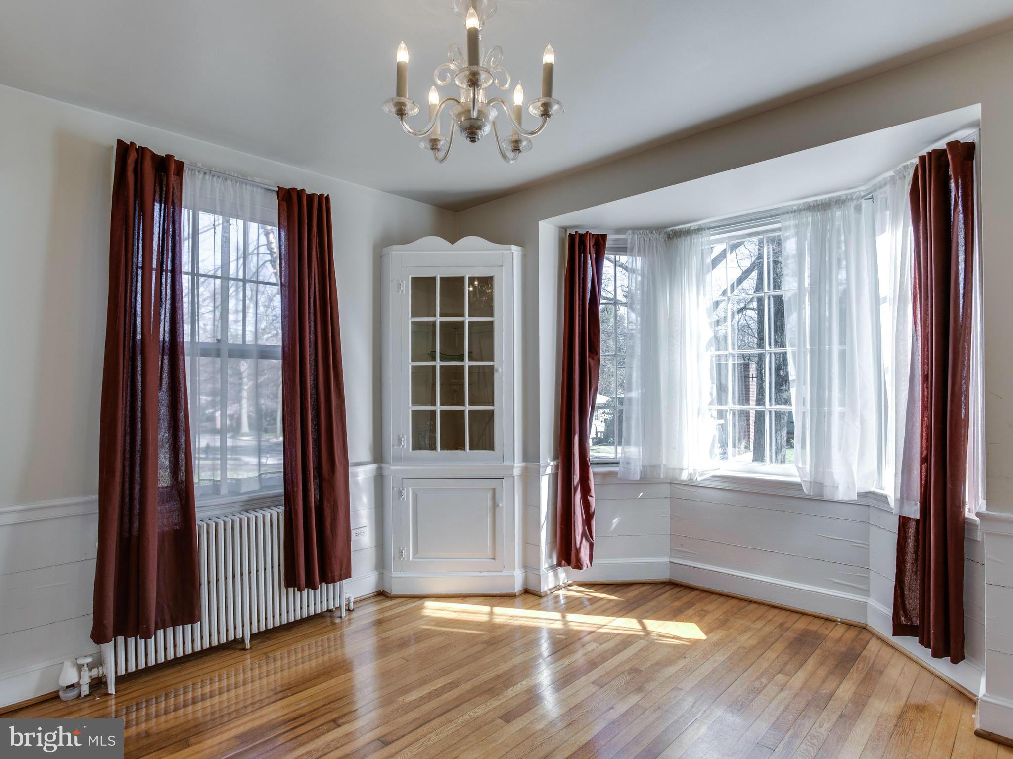 1910 Sudbury Road Northwest Washington, DC 20012 - Photo 22 of 30 Interior (General)