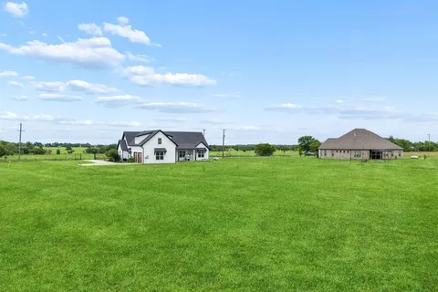 $540,000 | 14875 County Road 255, Valley View, TX 76272