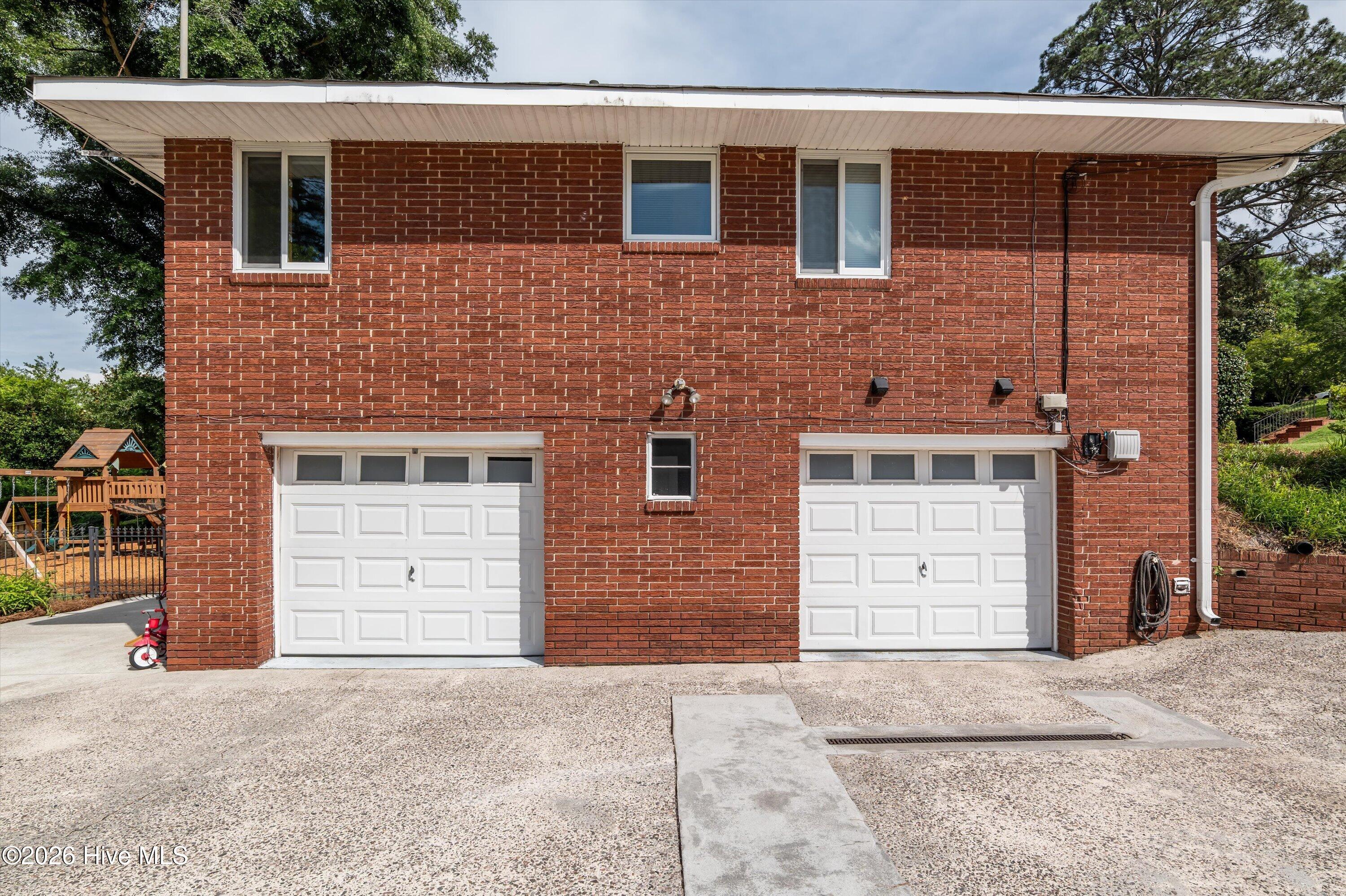 2223 Glendale Road Augusta, GA 30904 - Photo 53 of 76 2 separate single garages
