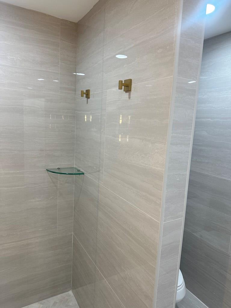 1432 22nd Street Columbus, GA 31901 - Photo 15 of 18 a bathroom with a shower