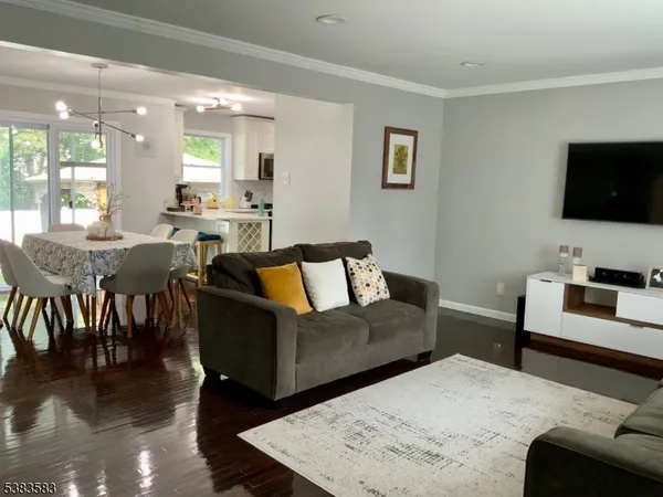 $3,999 | 26 Winthrop Road, Somerset, NJ 08873