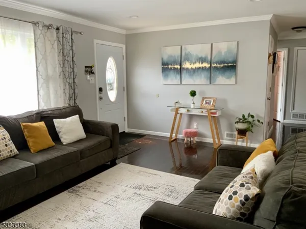 $3,999 | 26 Winthrop Road, Somerset, NJ 08873