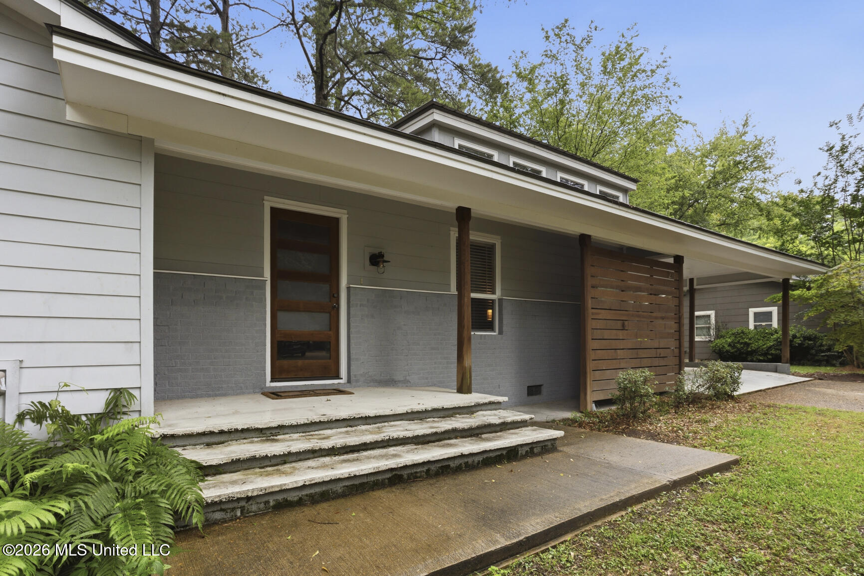 211 Pimlico Place Jackson, MS 39211 - Photo 3 of 29 211 Pimlico-28