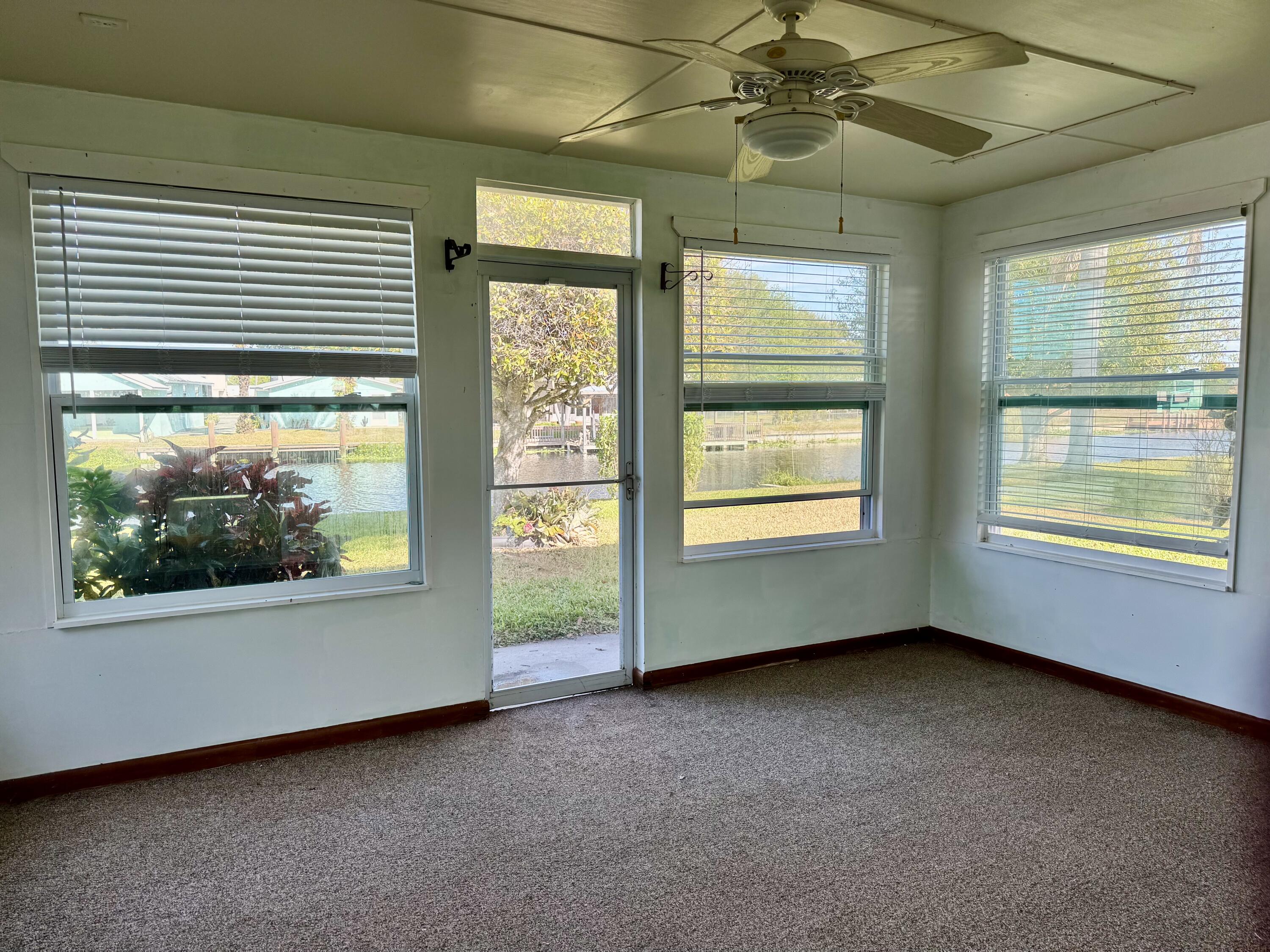 1099 Maple Street Okeechobee, FL 34974 - Photo 11 of 27 IMG_9865