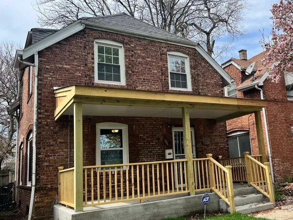$250,000 | 8720 South Michigan Avenue, Chicago, IL 60619