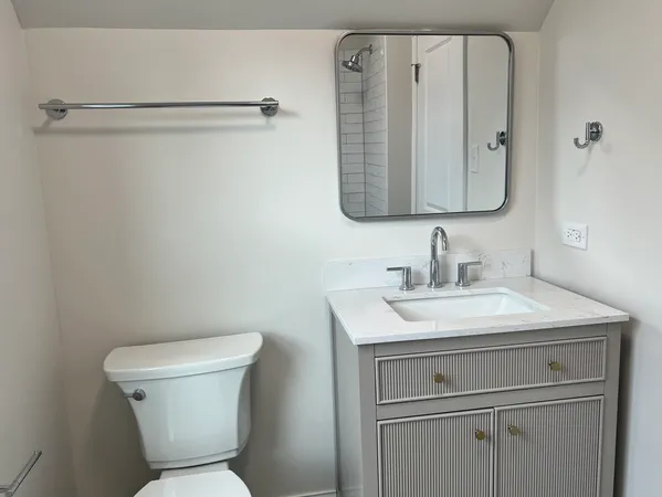 $250,000 | 8720 South Michigan Avenue, Chicago, IL 60619