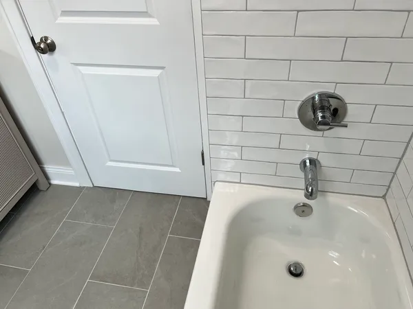 $250,000 | 8720 South Michigan Avenue, Chicago, IL 60619