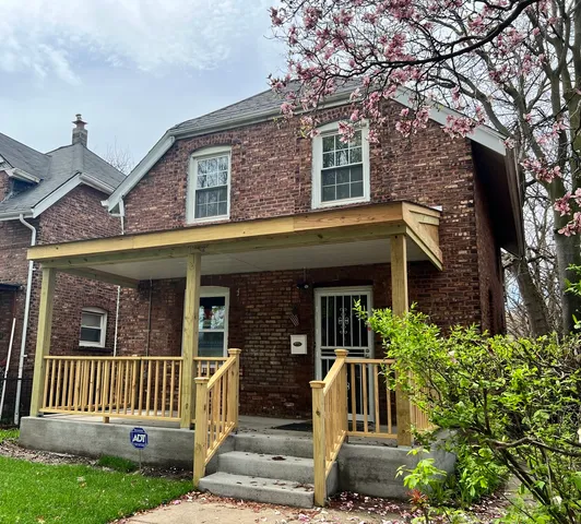 $250,000 | 8720 South Michigan Avenue, Chicago, IL 60619