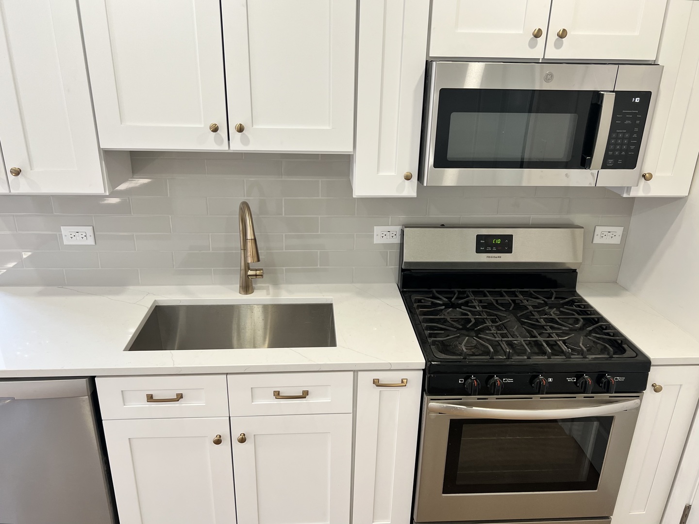 8720 South Michigan Avenue Chicago, IL 60619 - Photo 7 of 49