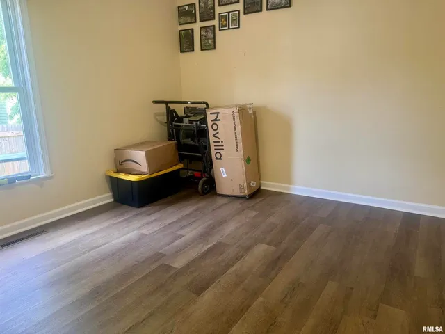 $82,500 | 409 West Monroe Street, Herrin, IL 62948