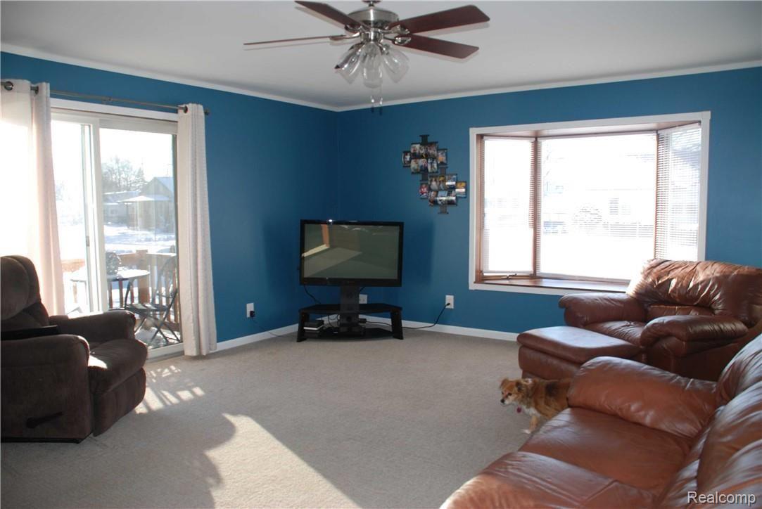 879 Rambow Drive Monroe, MI 48161 - Photo 17 of 55 DSC_0337.jpg