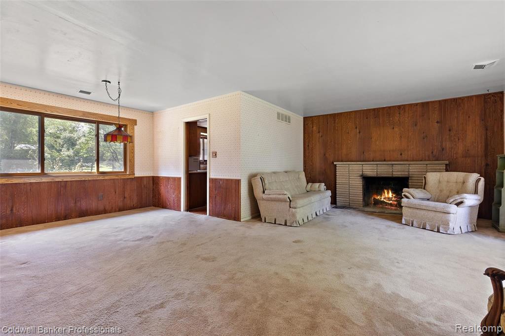 1108 Portsmouth Road Rochester Hills, MI 48309 - Photo 8 of 18