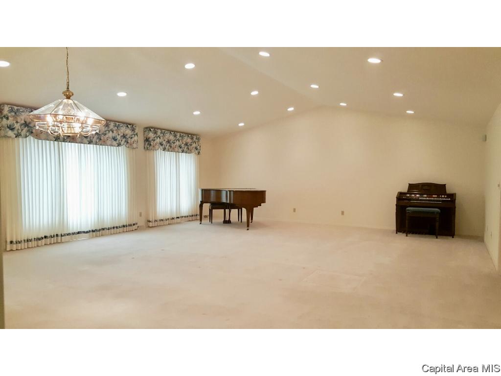 46 Turnberry Place Springfield, IL 62704 - Photo 4 of 23