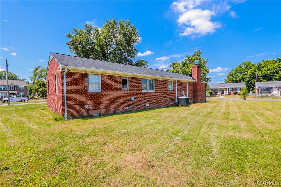 2403 Bells Road Richmond, VA 23234 - Photo 7 of 44 Gallery Image 7