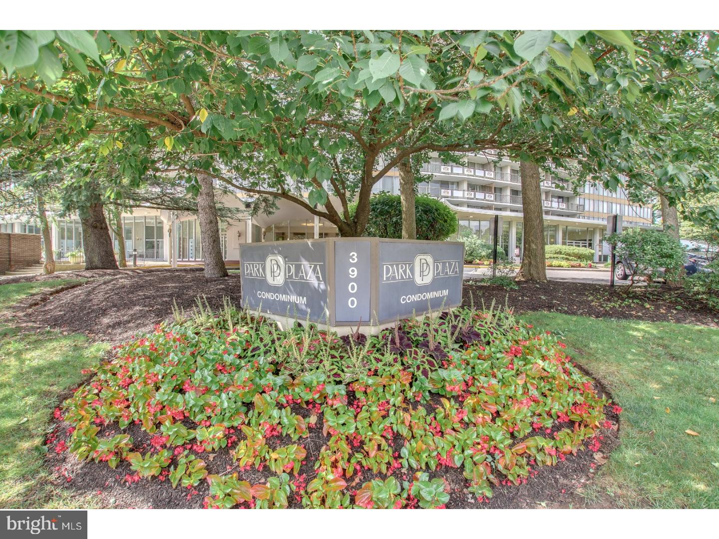 3900 West Ford Road, Unit 14P Philadelphia, PA 19131 - Photo 2 of 25