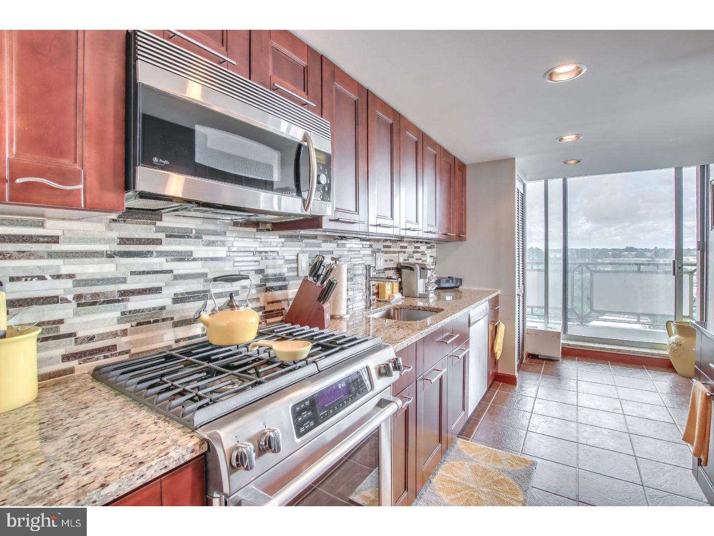 3900 West Ford Road, Unit 14P Philadelphia, PA 19131 - Photo 15 of 25