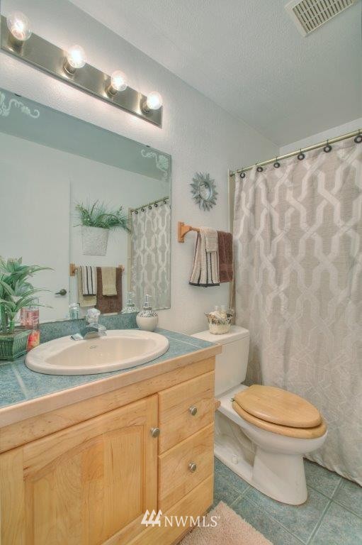 14111 149th Place Southeast Renton, WA 98059 - Photo 10 of 21