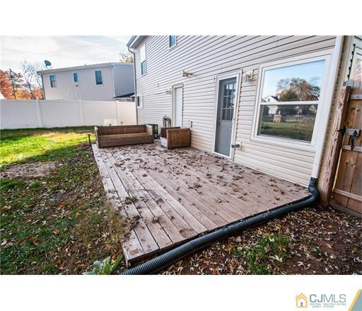 72 Sturgis Road Edison, NJ 08817 - Photo 5 of 15 a outdoor space view with a outdoor space