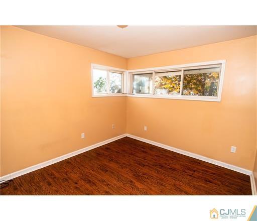 72 Sturgis Road Edison, NJ 08817 - Photo 7 of 15 a picture of a room