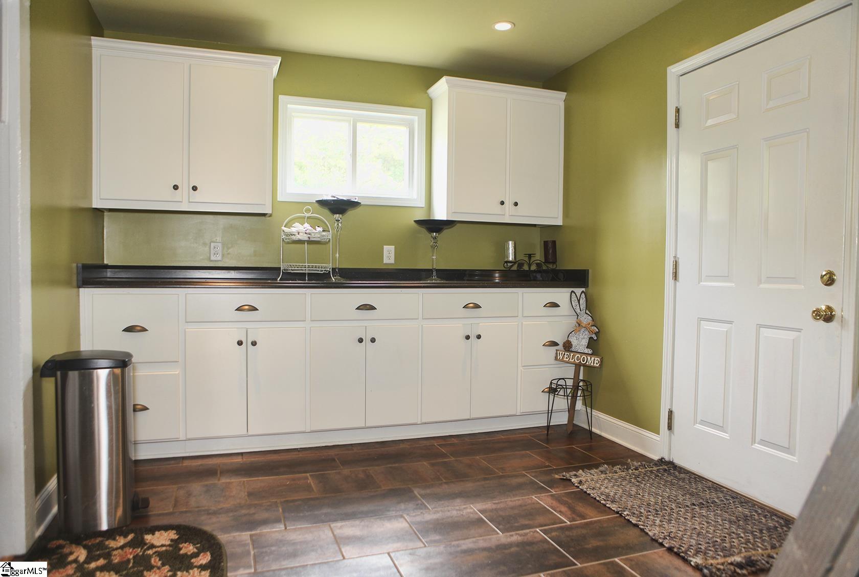 703 North Main Street Honea Path, SC 29654 - Photo 19 of 36 Gallery Image 19