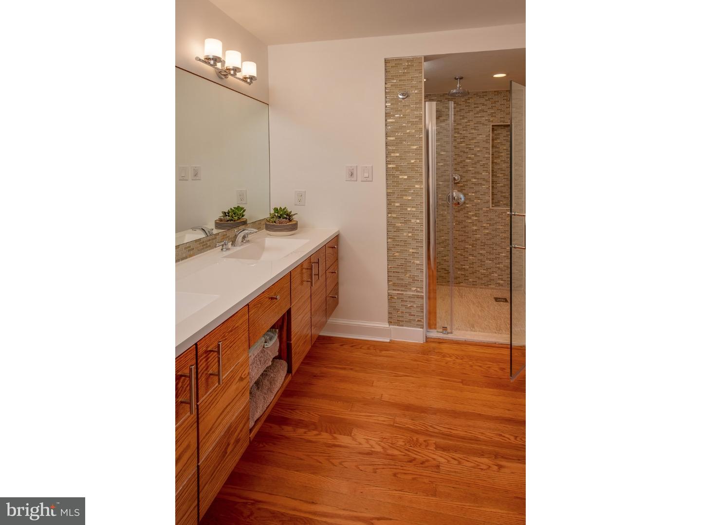 707 Dover Road Wynnewood, PA 19096 - Photo 20 of 25 Master Bathroom