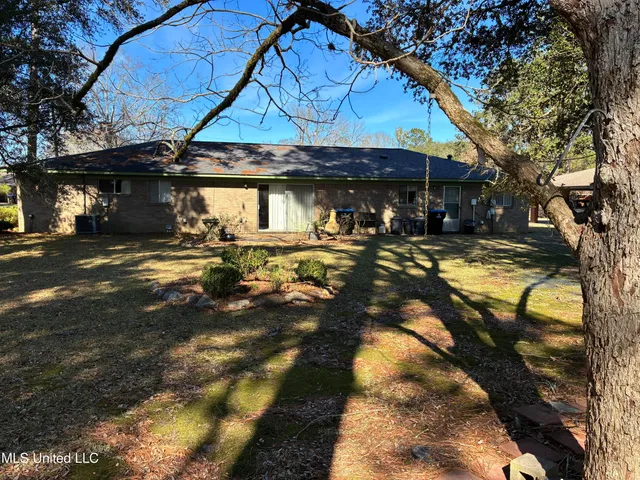 $157,000 | 1610 Barnes Circle, Monticello, MS 39654