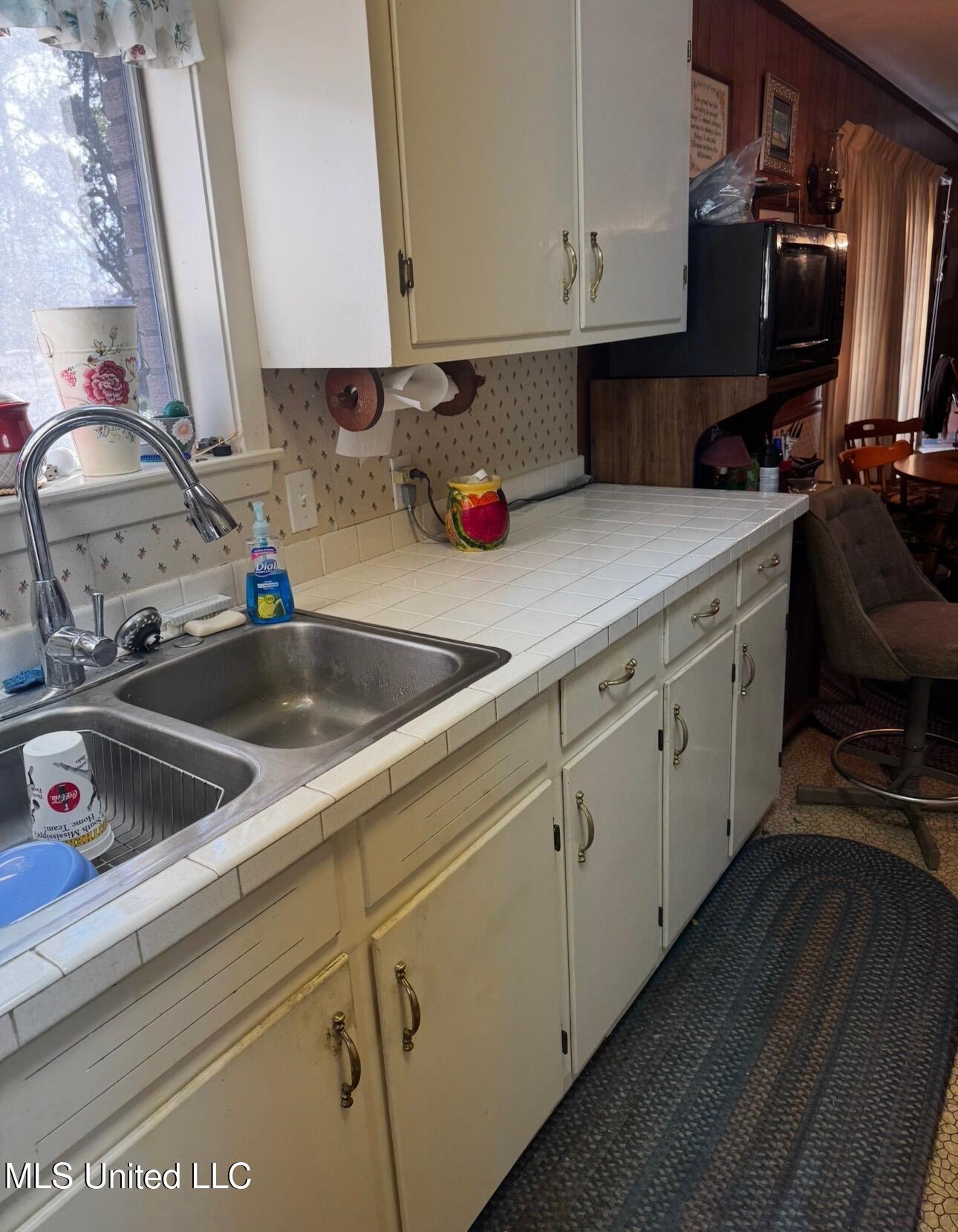 1610 Barnes Circle Monticello, MS 39654 - Photo 4 of 20 Photo Jan 27 2026, 5 21 32 PM